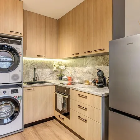 1bd Mountain Getaway In With Parking By Flat Mаnager Apartment